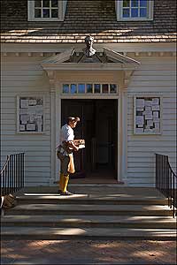 Raleigh
Tavern, interpreter Greg Jones