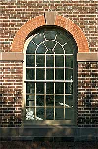 Curved window